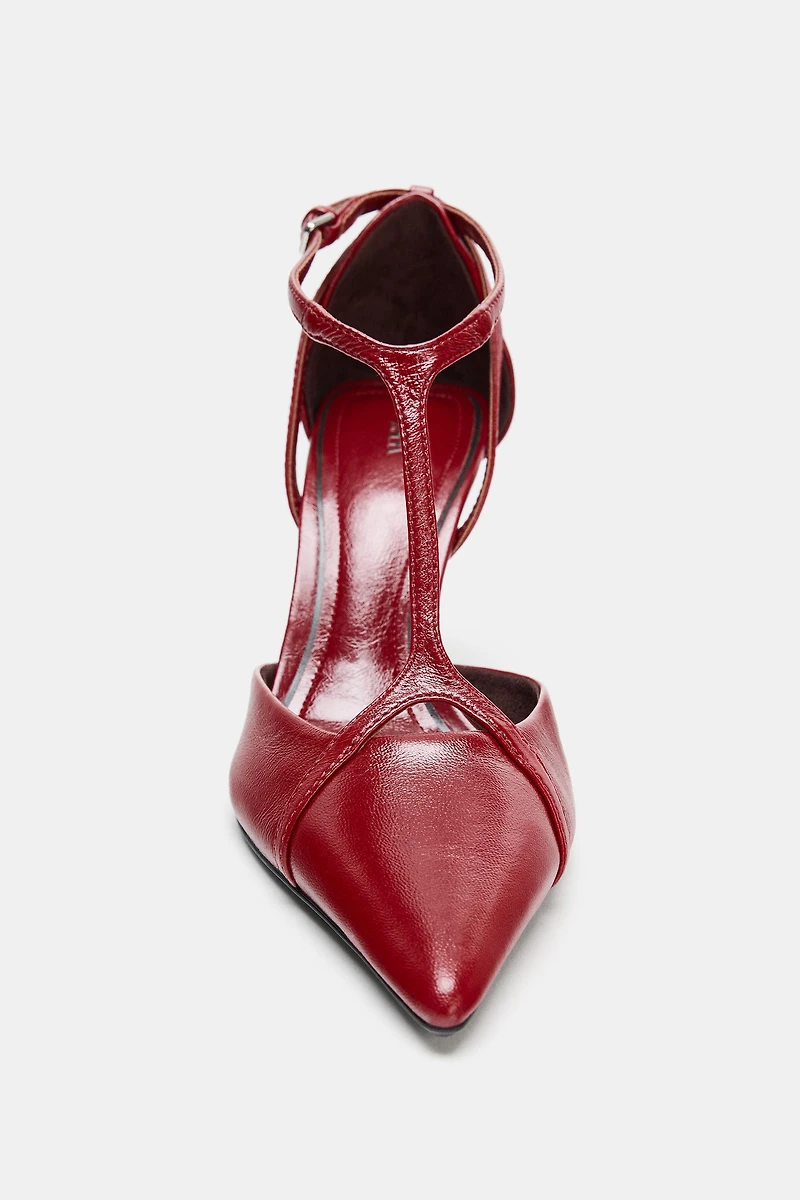 CHAUSSURES À TALONS ET BRIDES EN CUIR