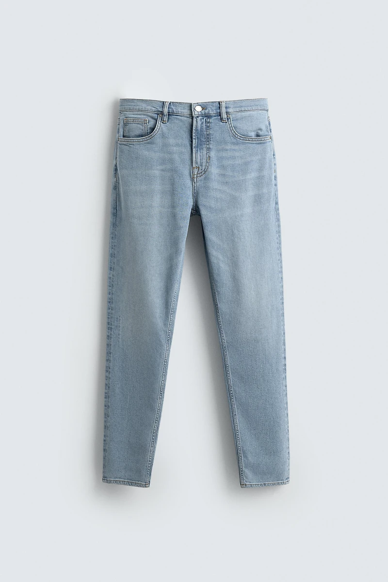 SLIM FIT JEANS