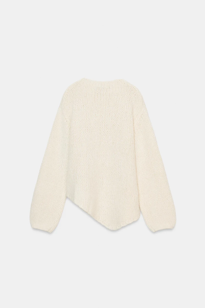 ASYMMETRIC HEM KNIT JUMPER