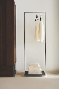 METAL RACK WITH BASE