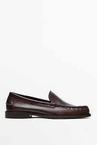 Oiled leather loafers