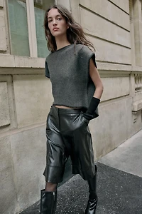 CONTRAST TOPSTITCH KNIT VEST