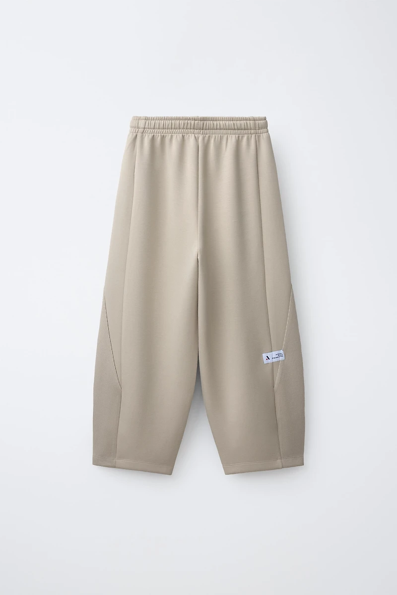 SPORTY BARREL PANTS WITH MODAL
