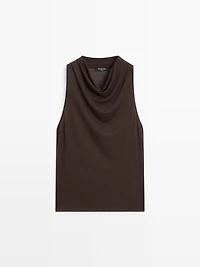 Top sans manches à col drapé