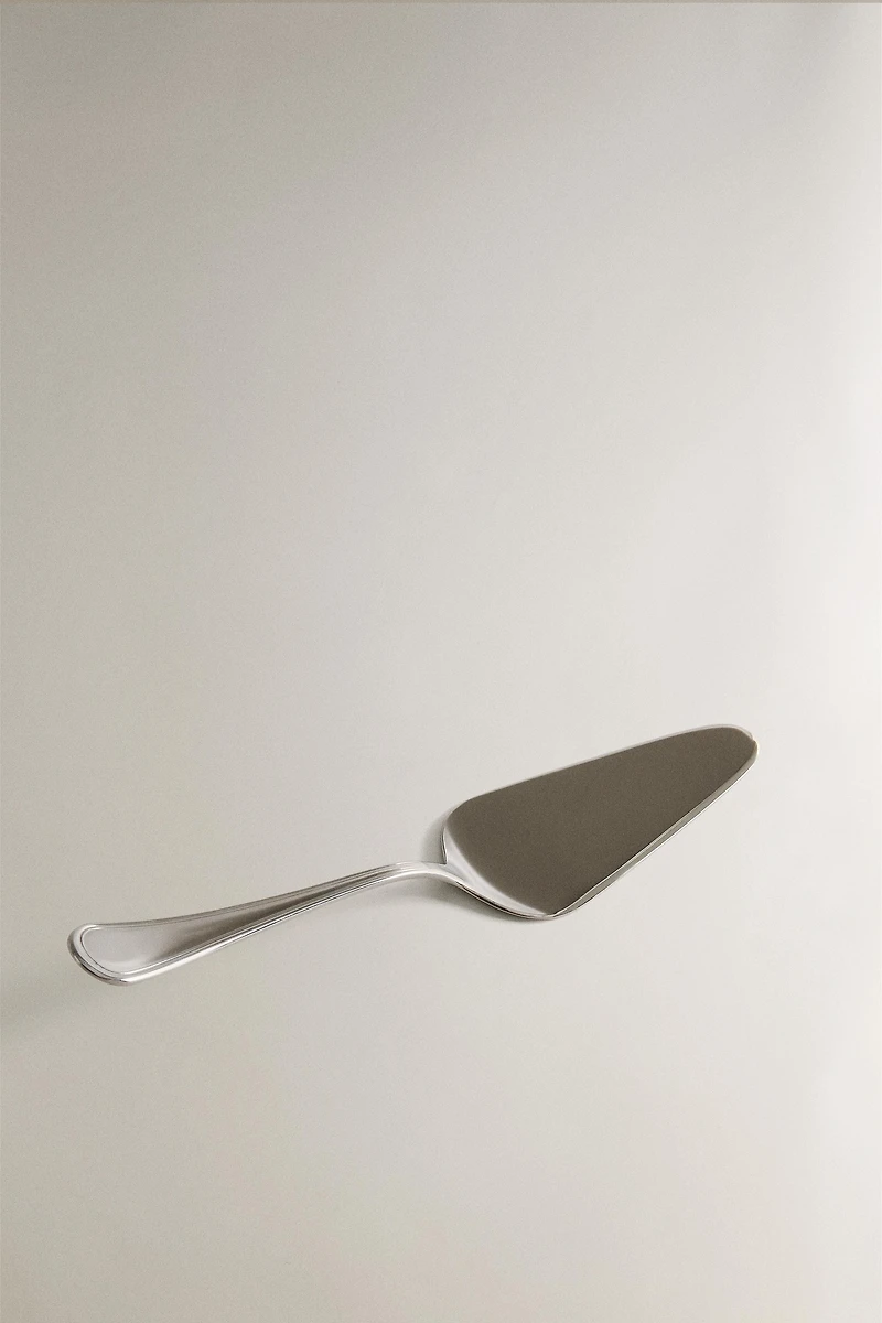 SHINY STEEL CAKE SERVER