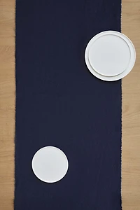 TABLE RUNNER 01