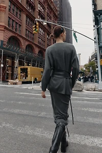 SOFT TOUCH PLAIN KNIT MIDI SKIRT