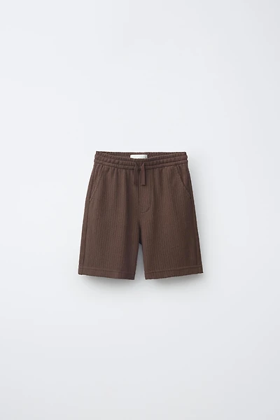 TEXTURED RUSTIC SHORTS