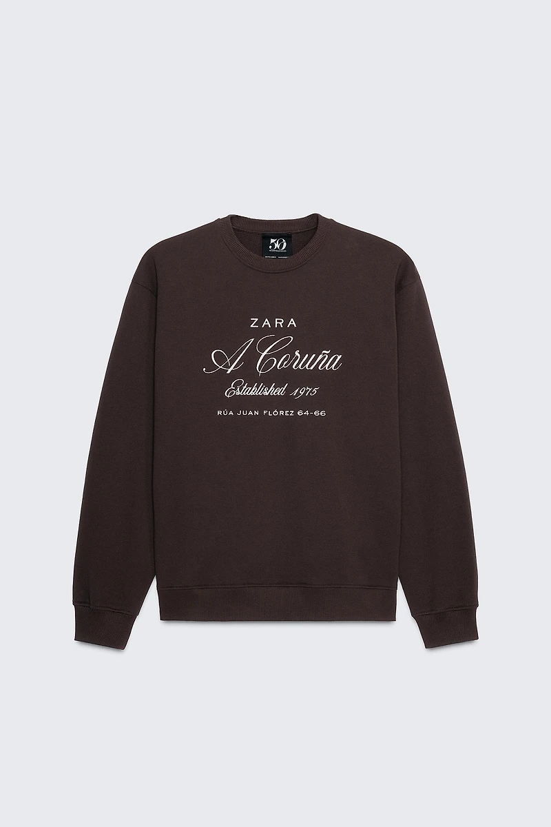 50TH ANNIVERSARY EMBROIDERED CREW NECK SWEATSHIRT