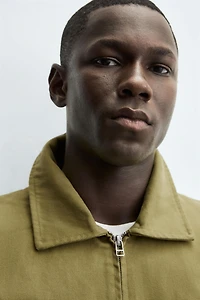 TEXTURED ZIP-UP OVERSHIRT