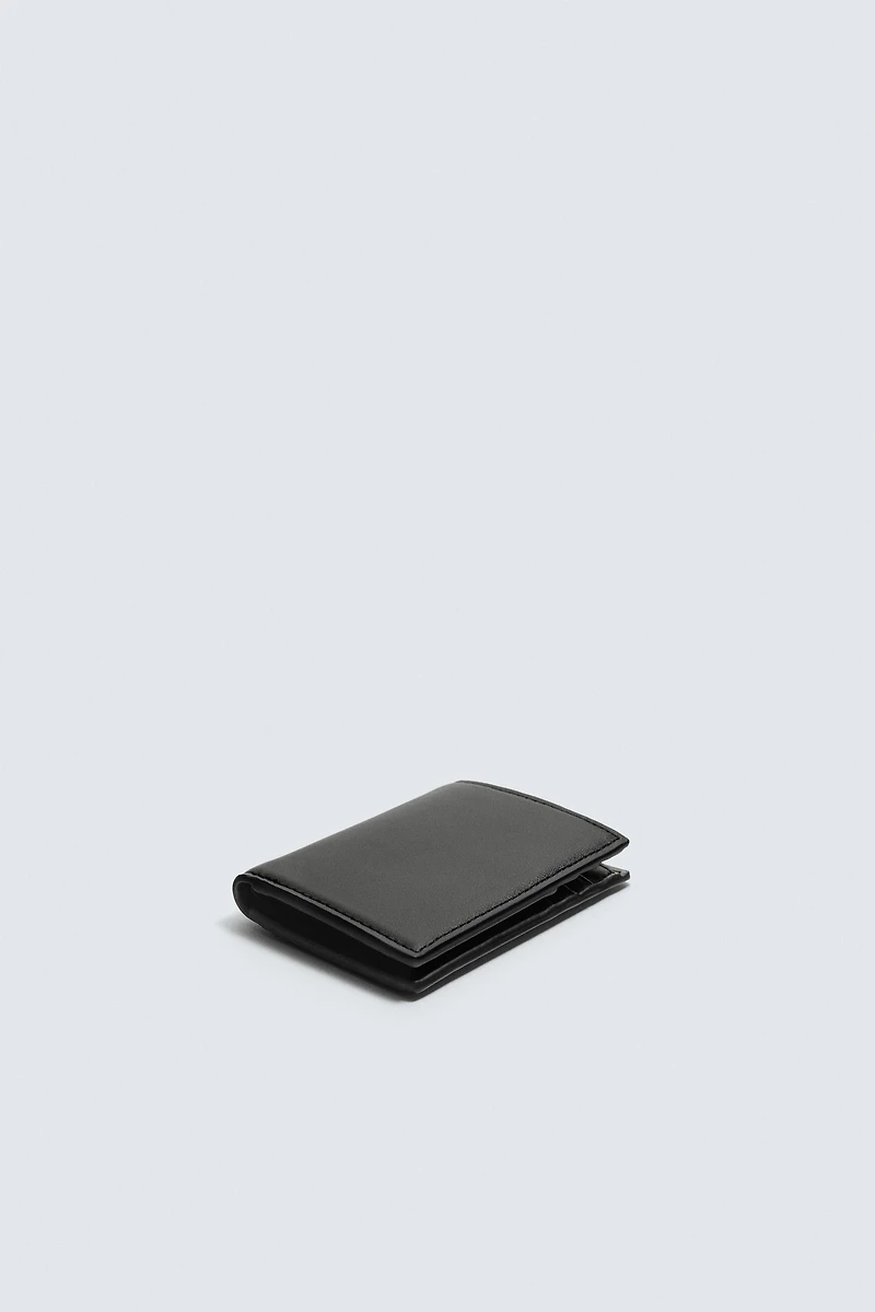 SMOOTH VERTICAL WALLET