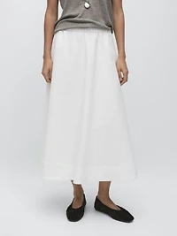 Flowing midi skirt with elastic detail