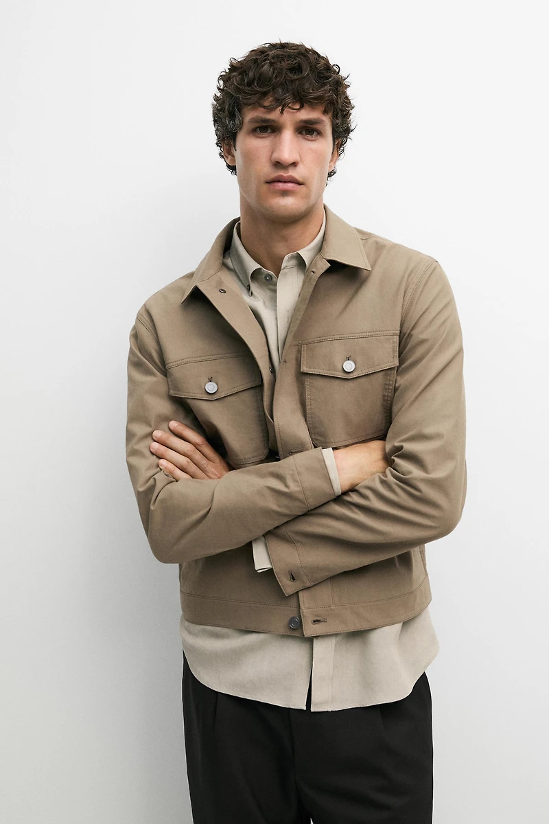 Double pocket trucker jacket
