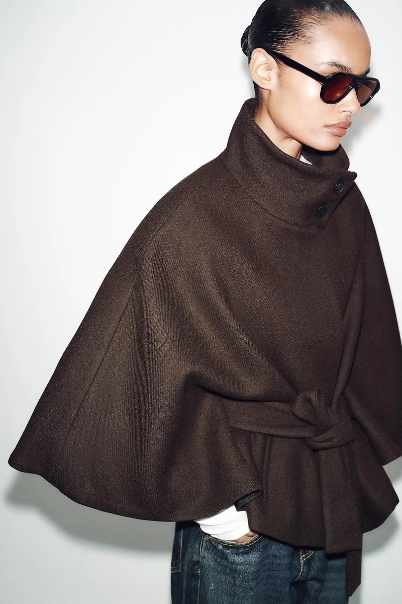SHORT WOOL CAPE COAT WITH BELT