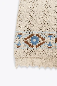 EMBROIDERED CROCHET SHORTS