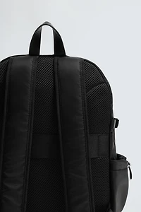 MULTI-POCKET TECHNICAL BACKPACK