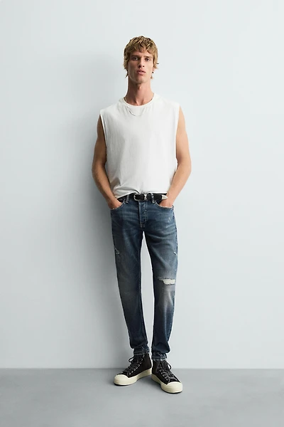 RIPPED SKINNY FIT JEANS
