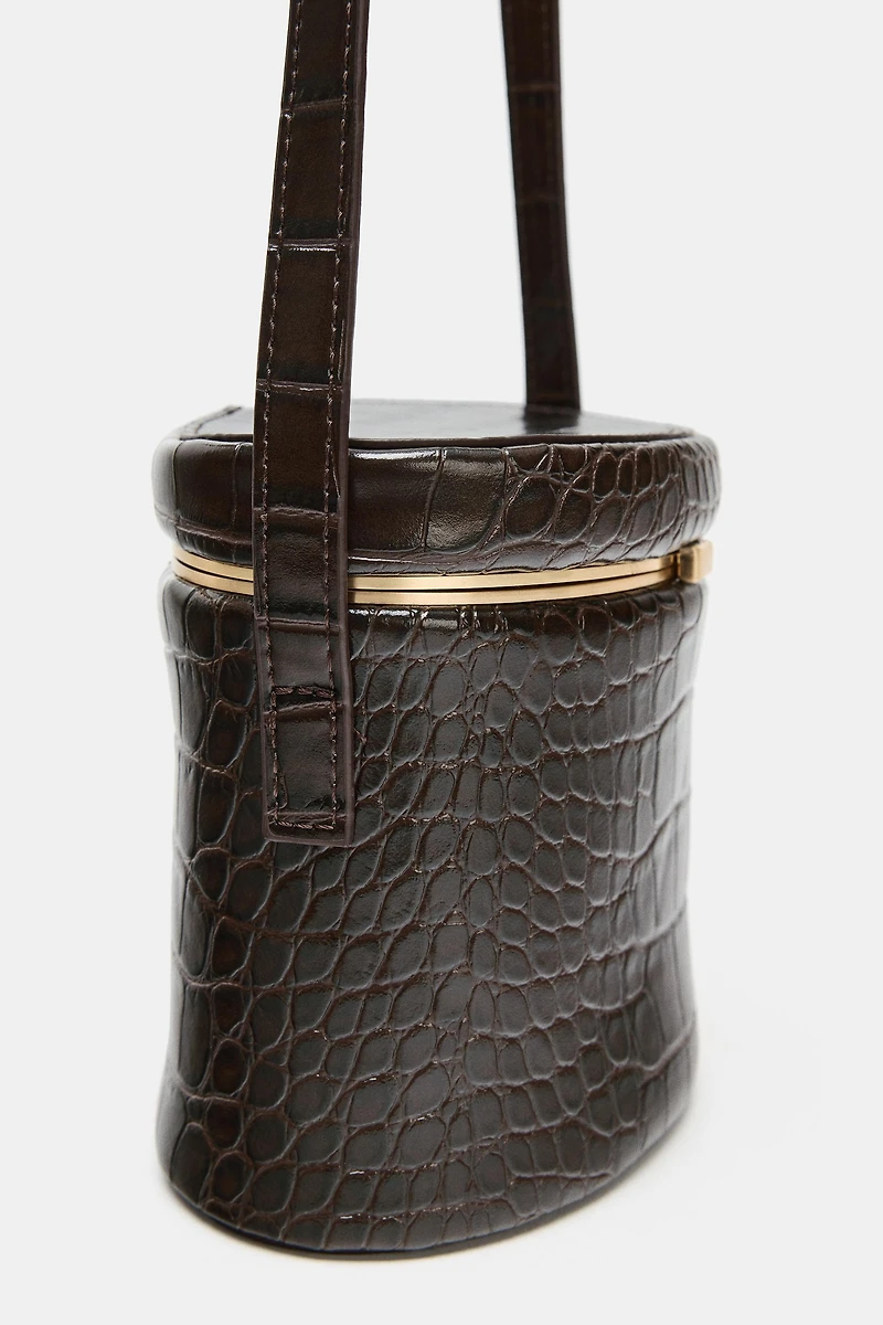 EMBOSSED RIGID BAG