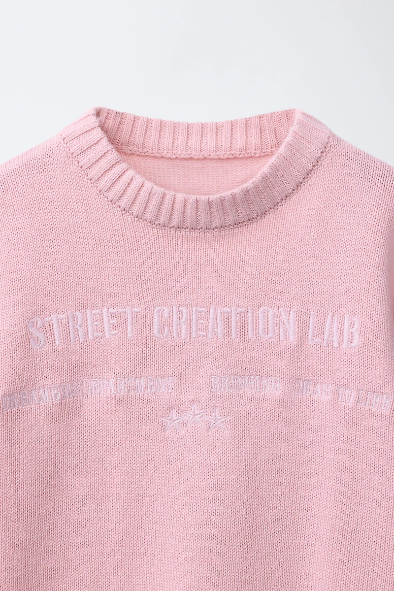 EMBROIDERED TEXT KNIT JUMPER