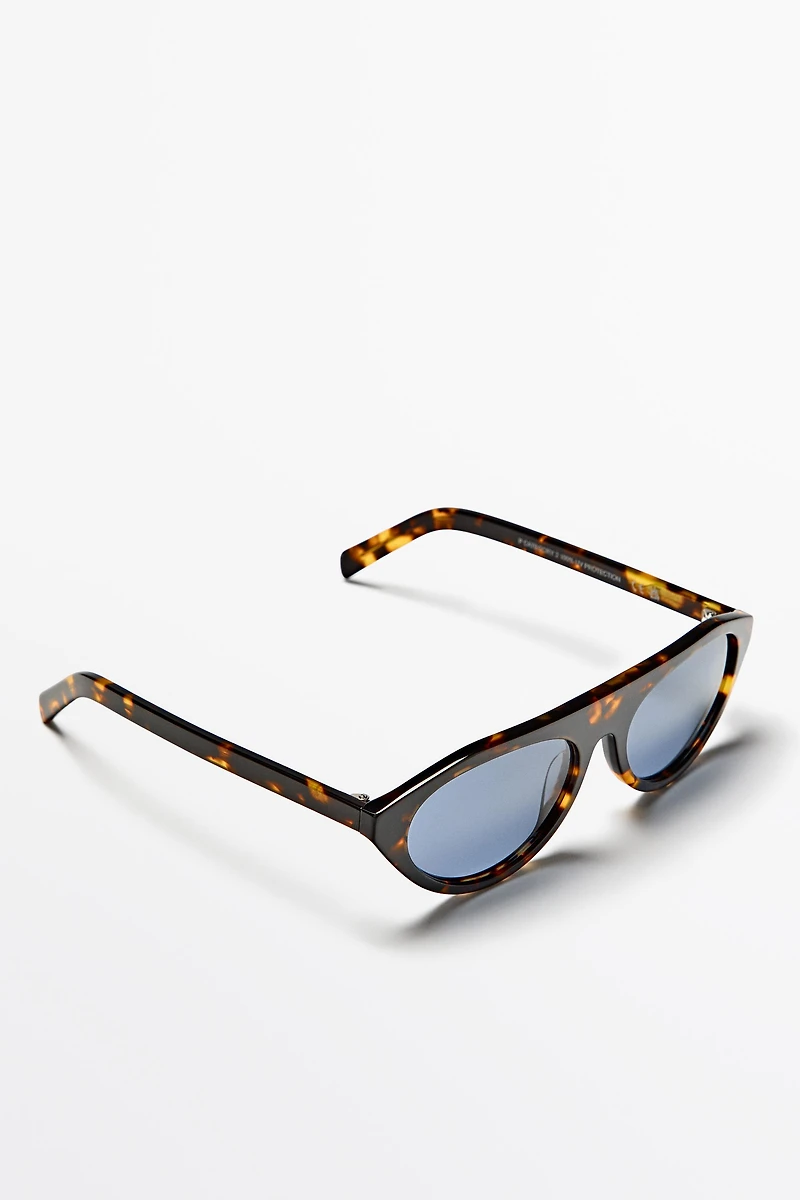Oval sunglasses