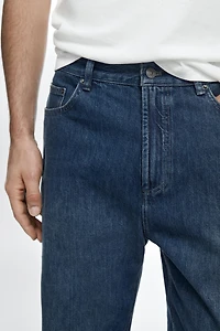 Wide-leg jeans