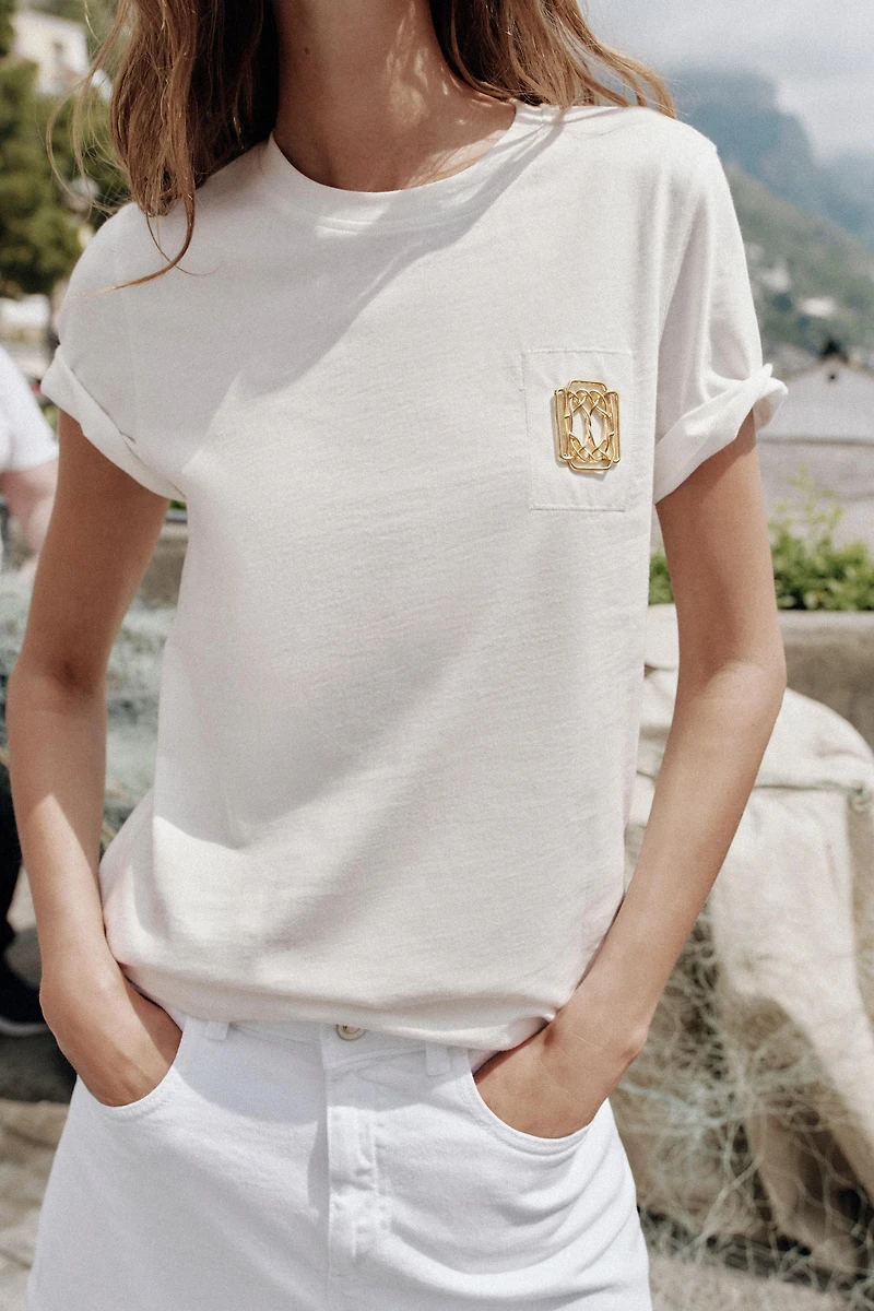 METALLIC BEAD TRIM T-SHIRT