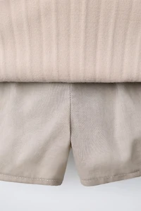 BOX PLEAT SKIRT