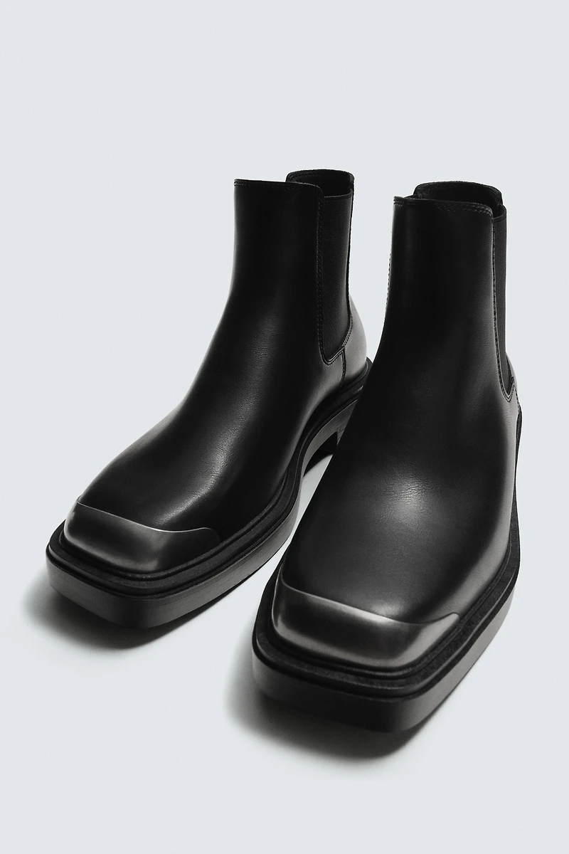 CHELSEA BOOTS WITH METAL DETAIL
