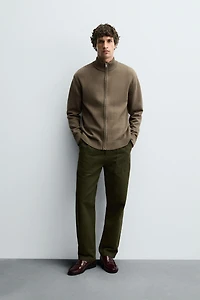 ZIP-UP KNIT CARDIGAN