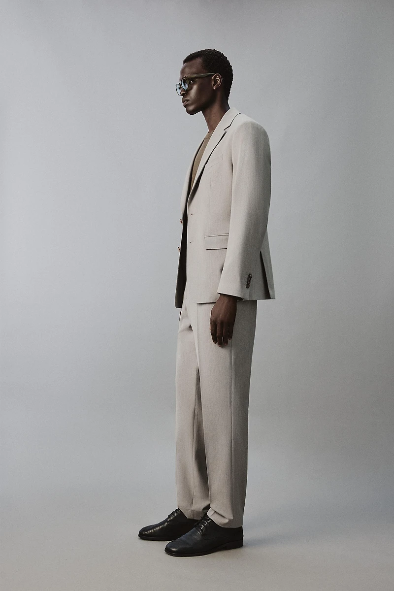 REGULAR FIT TEXTURED SUIT JACKET