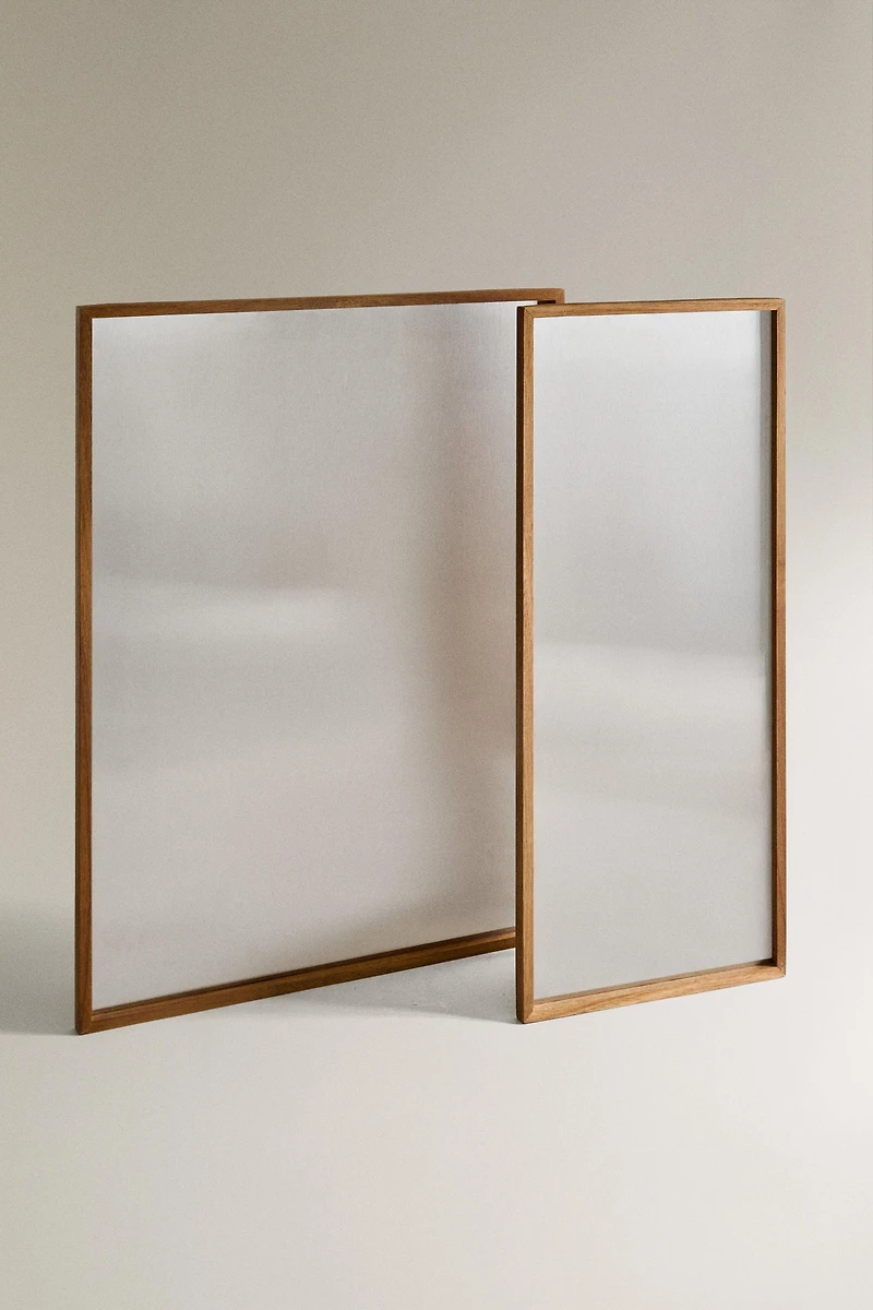 MAGNETIC BOARD WITH WOODEN FRAME