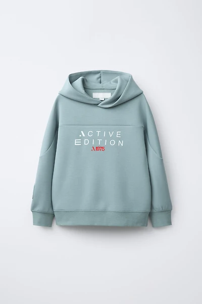 SPORTY HOODED SWEATSHIRT