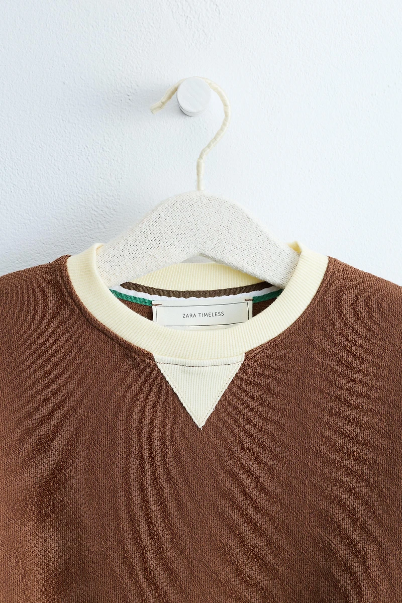 ZARA TIMELESS - CONTRAST NECK T-SHIRT