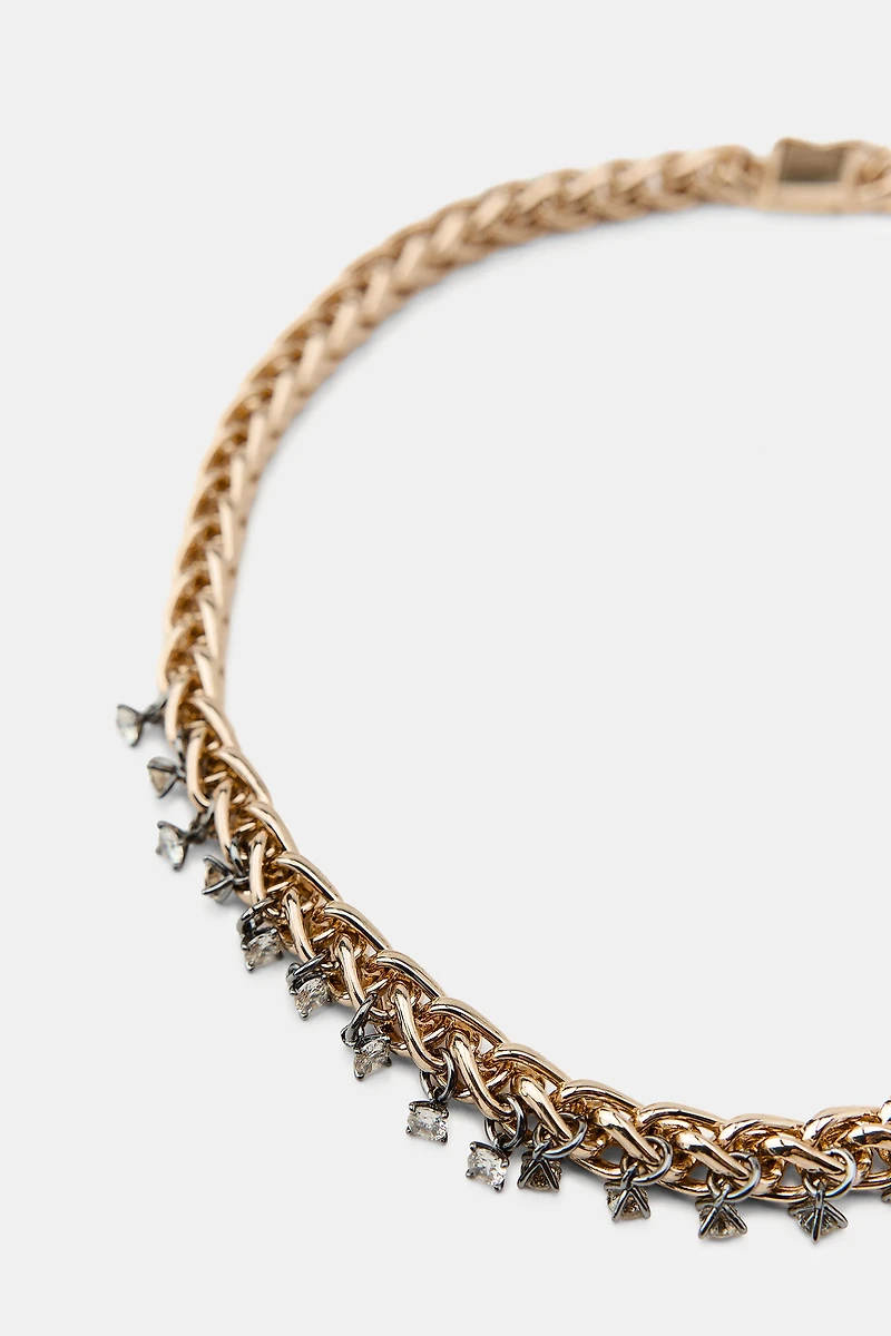 COLLIER À MAILLONS ET BIJOUX COMBINÉS