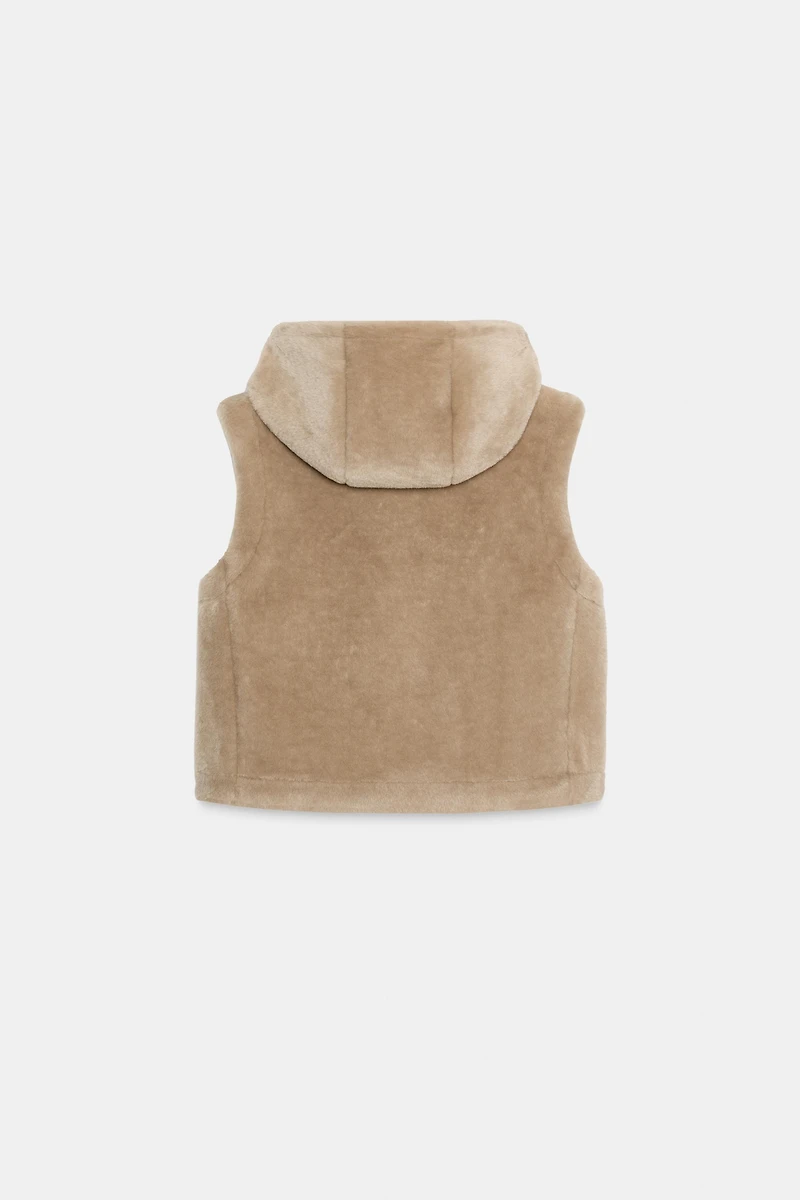 SHEARLING TOGGLE VEST