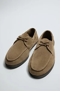 LEATHER BOAT SHOES