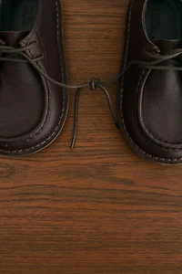 LEATHER SHOES