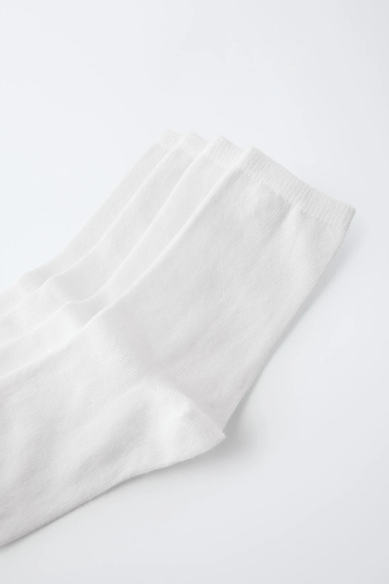 FOUR-PACK OF LONG SOCKS