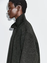 Manteau cape à col montant en laine mélangée