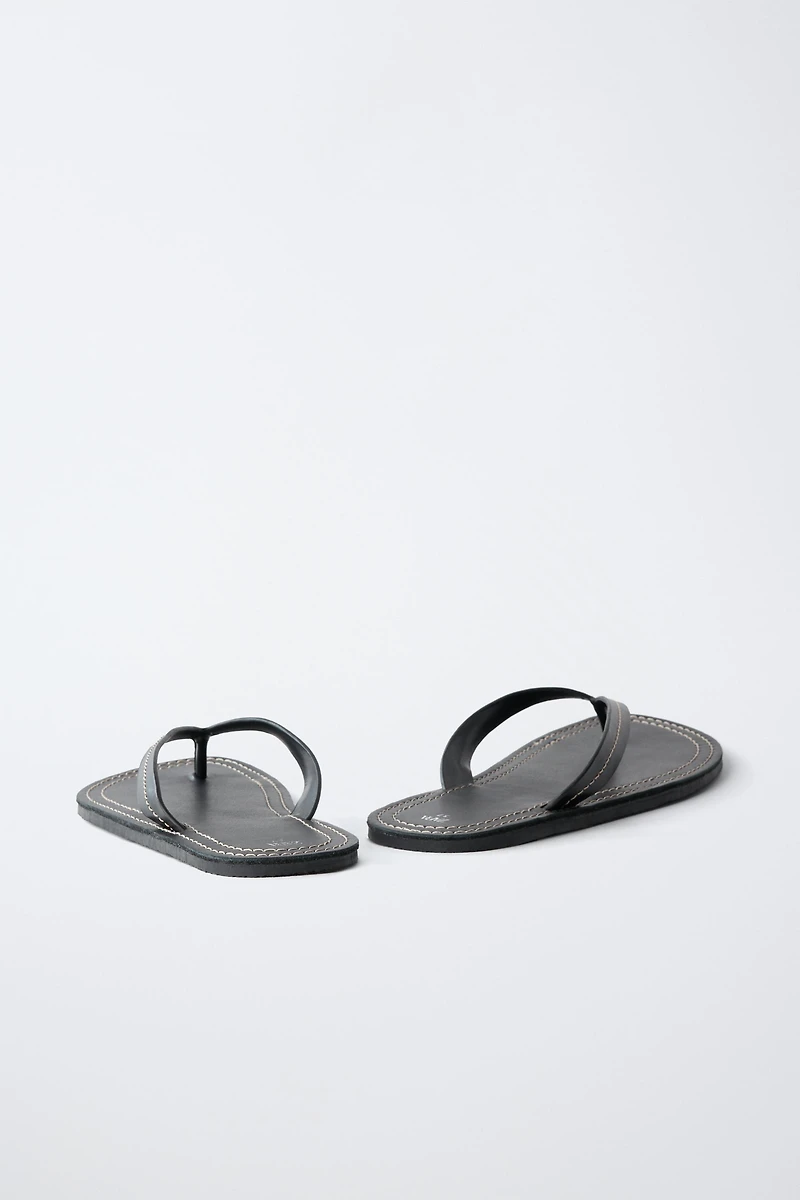 LEATHER SANDALS