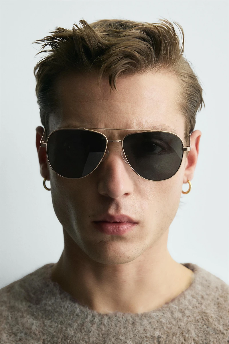 PULL BROSSÉ À TORSADES