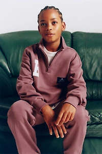 EMBROIDERED NUMBER JOGGING PANTS