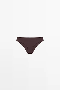 Bikini bottoms with gathered detail