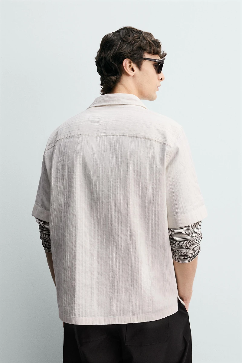 RELAXED FIT STRIPED JACQUARD SHIRT