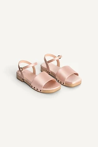 STUDDED SANDALS LIMITED EDITION