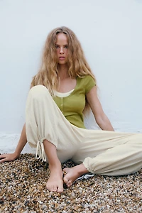 PLAID ADJUSTABLE HEM PARACHUTE PANTS