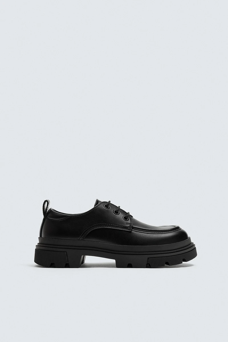 CHUNKY MOC TOE SHOES