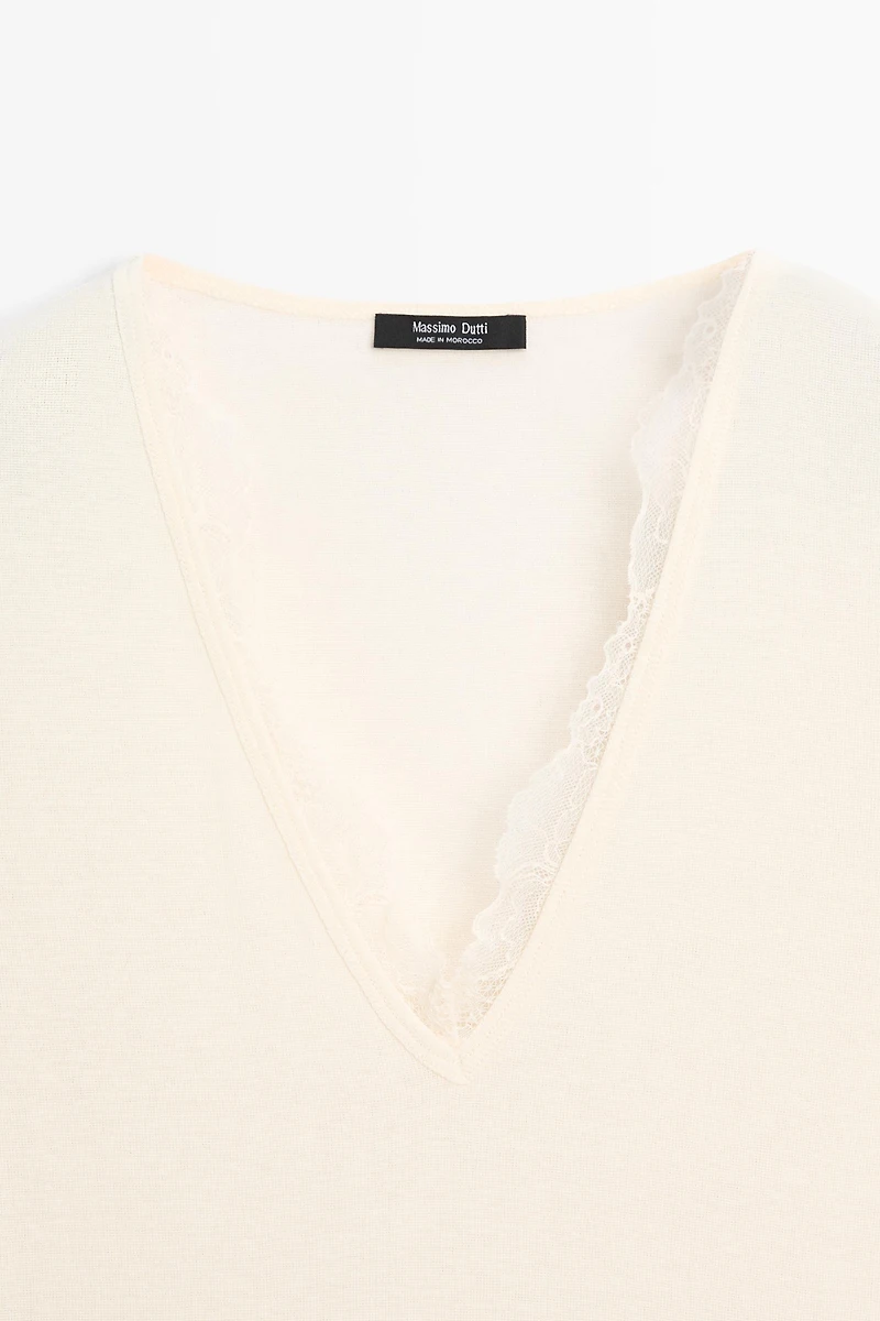 Lace-detail V-neck T-shirt