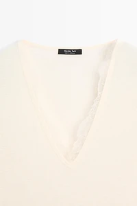 Lace-detail V-neck T-shirt
