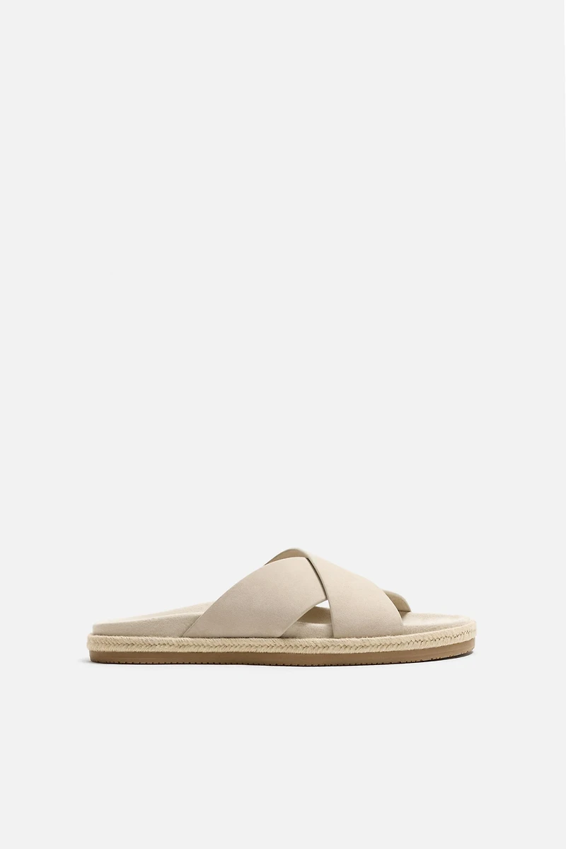 CROSSED LEATHER SANDALS